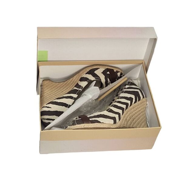 Michael Kors Brown Tan Tiger Print Espadrille Peep Toe Wedges Size 9M New In Box - Picture 11 of 12